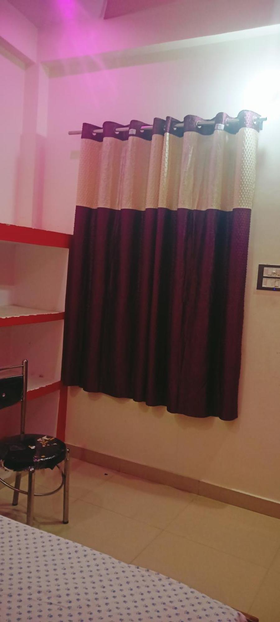 Готель Maa Savitri Gest House Ayodhya Екстер'єр фото